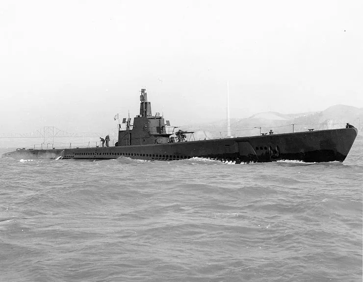 Trapped on the Ocean Floor: The Sinking and Rescue of USS Squalus